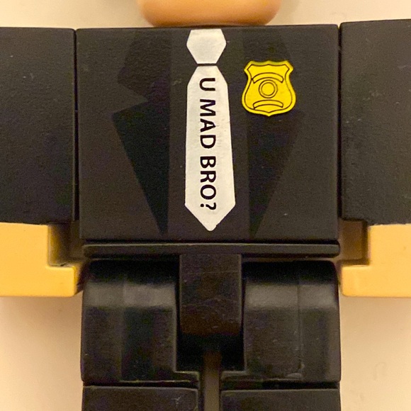 (8) Hatchimals Mini Collectibles + Pink Hatchimal nest+ Roblox Policeman Toy - Picture 16 of 16